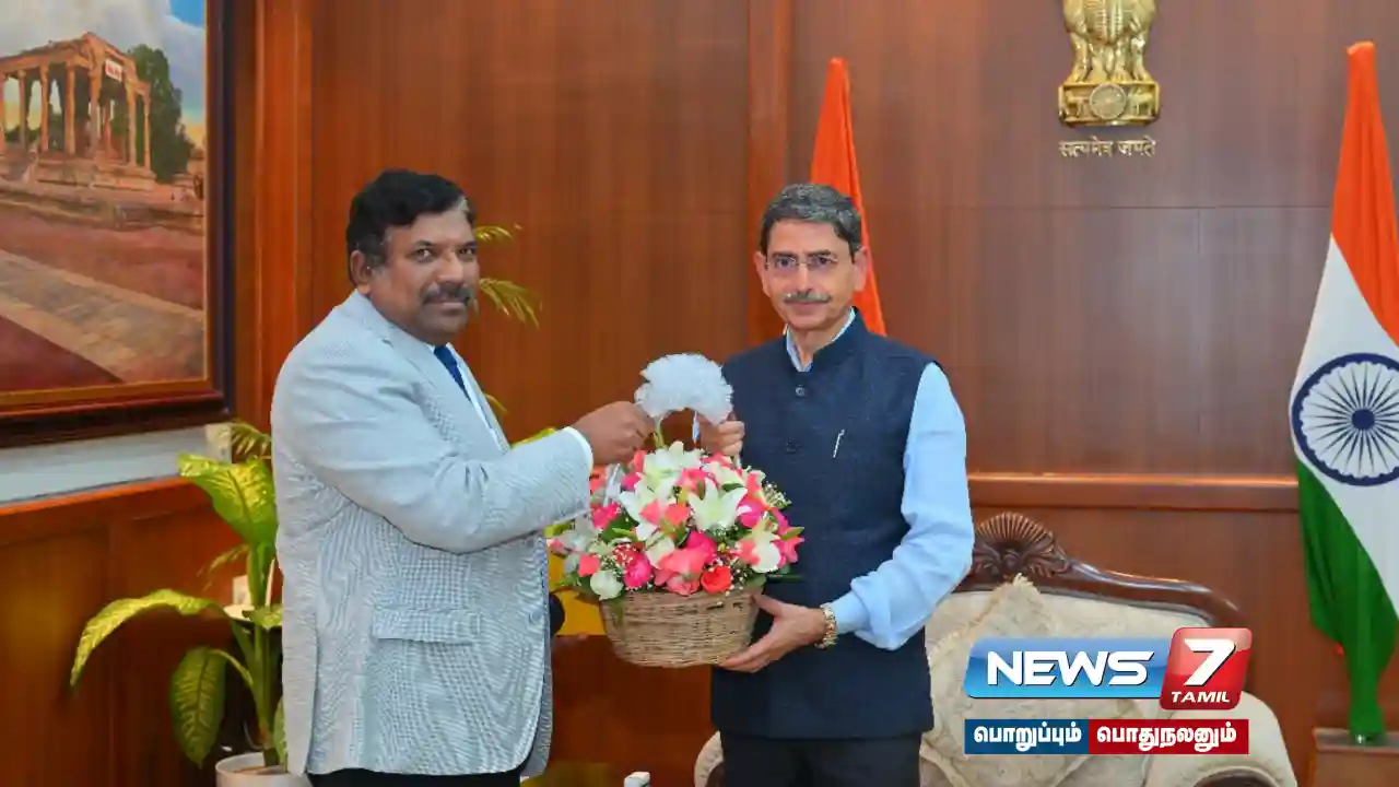 #ChiefSecretary Muruganantham meeting with Tamil Nadu Governor RN Ravi!