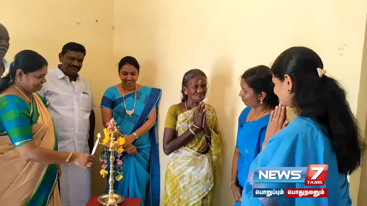 "Are you happy that you built a house?"... "Thank you mother" the old woman bowed her hands with tears in her eyes! Leschi incident in #Thoothukudi!