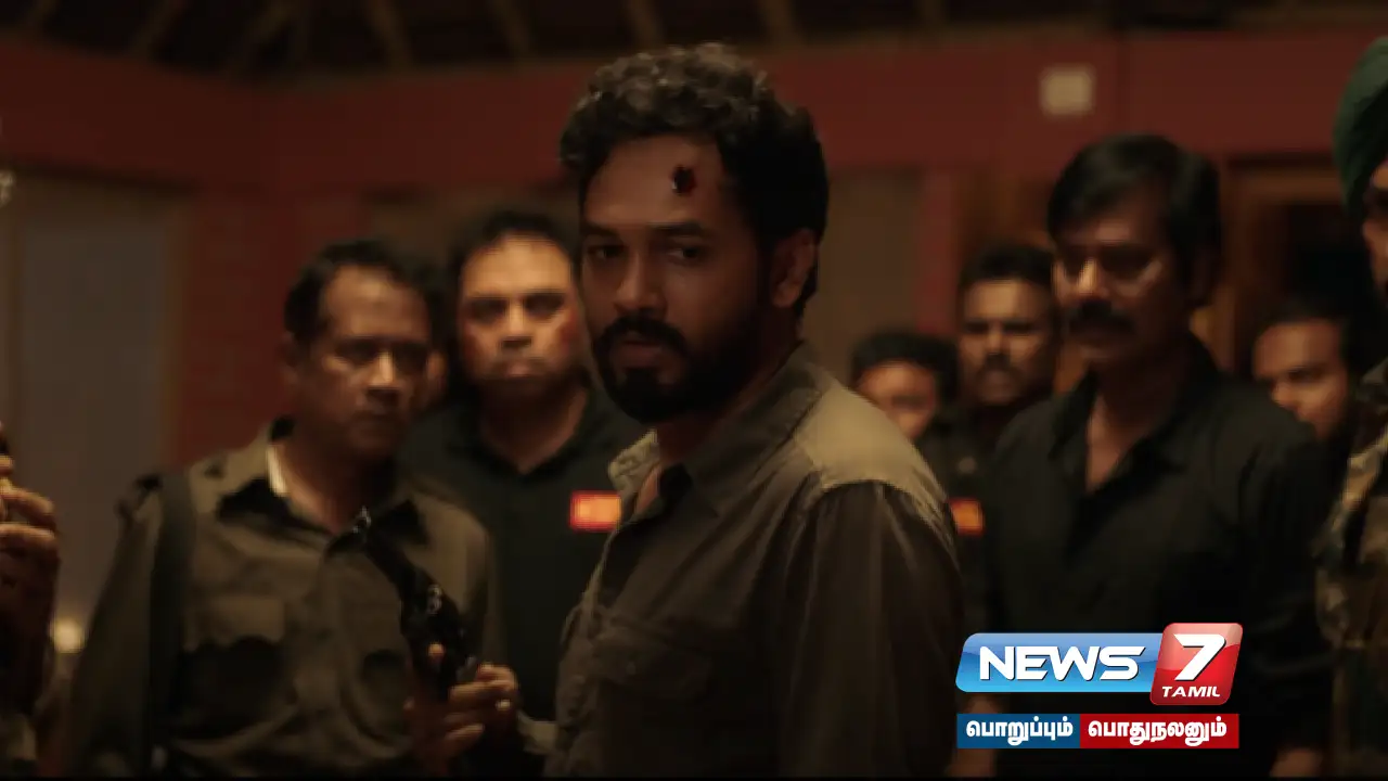Movie, kadaisi ulagapor, Hiphop Tamizha,