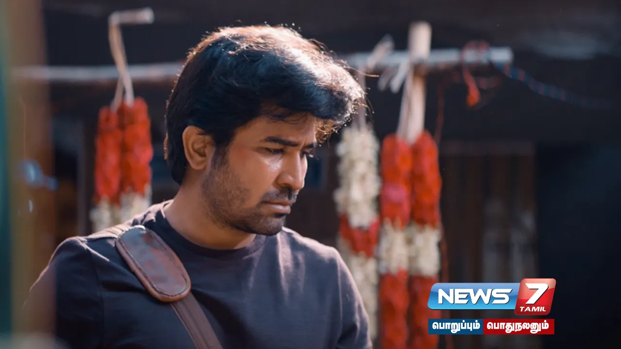 "Orudhannu Pinnadi 40 Crore Beru Ninna Avan Thalaivan" - #Hitler Movie Trailer Released!