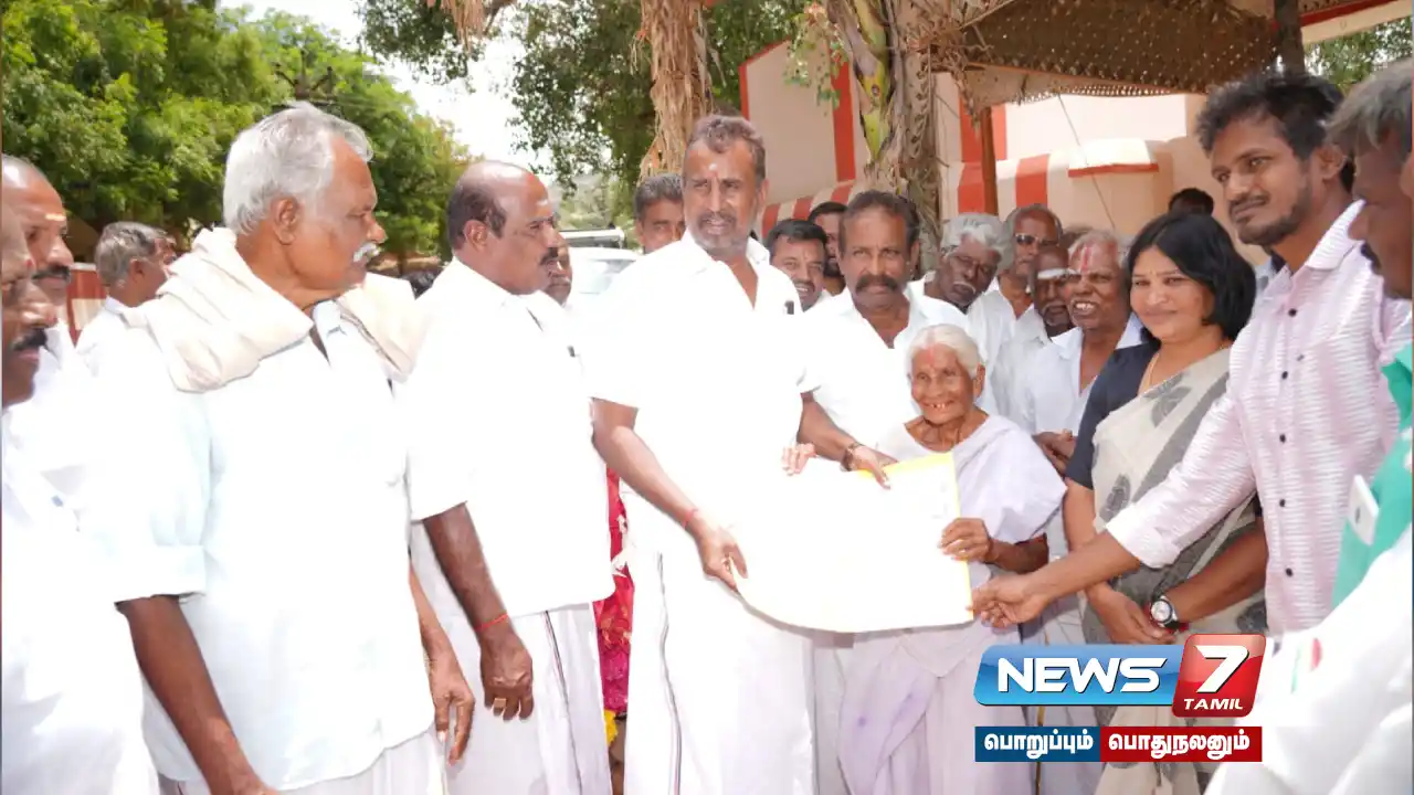 #Coimbatore | 1.75 cents per grandmother who sells one Idli for Rs.1 - Ex-Minister S.P. Velumani gave the bond!