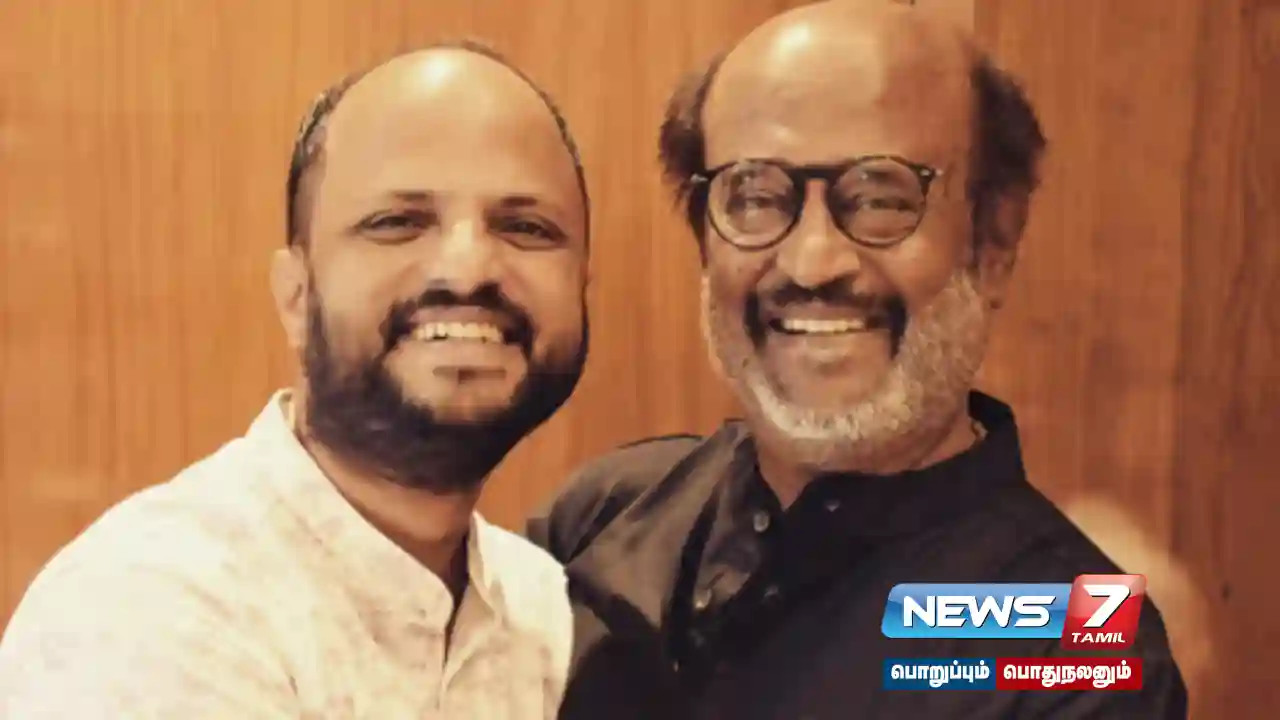 Oh.. is he..? #SuperStar Rajinikanth to team up with popular Malayalam director!