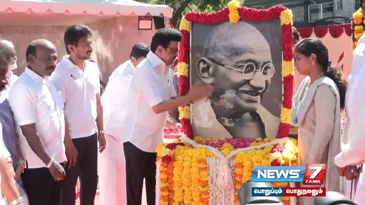 Chief Minister M.K.Stal's floral tribute to Mahatma Gandhi statue