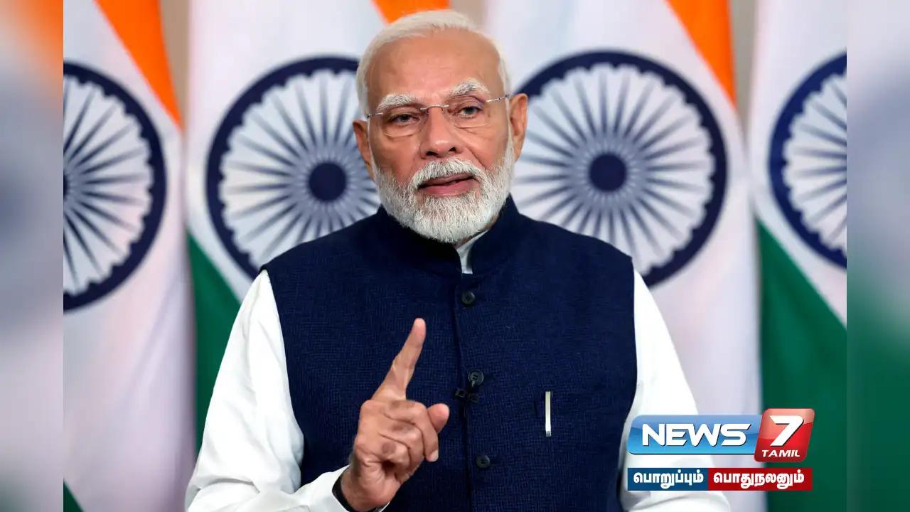 #PMModi is giving government job appointment letters to 71 thousand people today..!